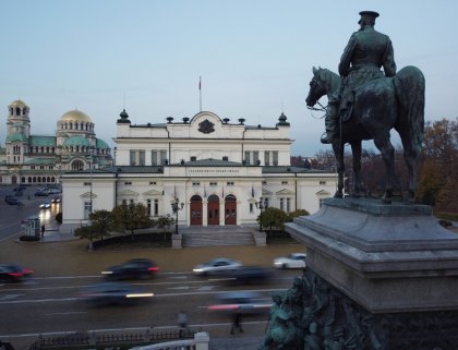 Националният център за парламентарни изследвания ще проучва и анализира реалните последици от въздействието на Закона за българите, живеещи извън България чрез анкета онлайн