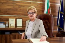 Министър Виолета Комитова проведе работно заседание с ръководствата на АПИ и ДНСК във връзка с тежкия инцидент на магистрала  "Струма"