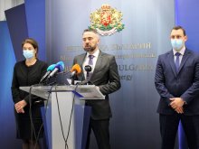 Към момента са изплатени около 4 милиона лева компенсации по програмата в помощ на небитовите потребители на електрическа енергия
