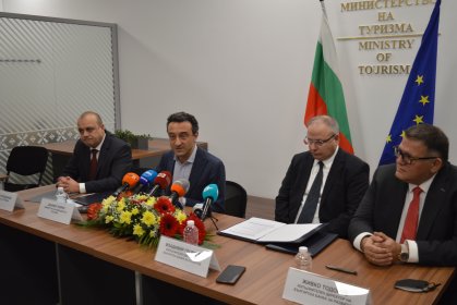 ББР предлага помощ на туристическия бизнес през нова програма за 60 милиона лева ББР предлага помощ на туристическия бизнес през нова програма за 60 милиона лева