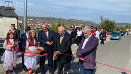 От днес централната алея в градския парк на Белш, Албания, носи името на Лика Янко От днес централната алея в градския парк на Белш, Албания, носи името на Лика Янко