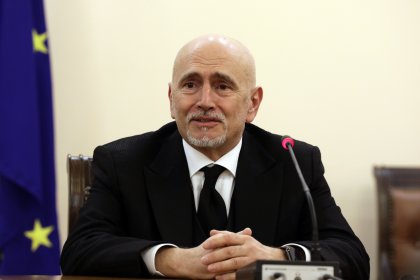Равен брой разрешителни за българските и турските превозвачи предложи министър Николай Събев на посланик Айлин Секизкьок Равен брой разрешителни за българските и турските превозвачи предложи министър Николай Събев на посланик Айлин Секизкьок