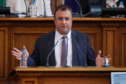 С усилени темпове работим по Стратегическия план заедно със земеделците, увери земеделският министър Иван Иванов С усилени темпове работим по Стратегическия план заедно със земеделците, увери земеделският министър Иван Иванов