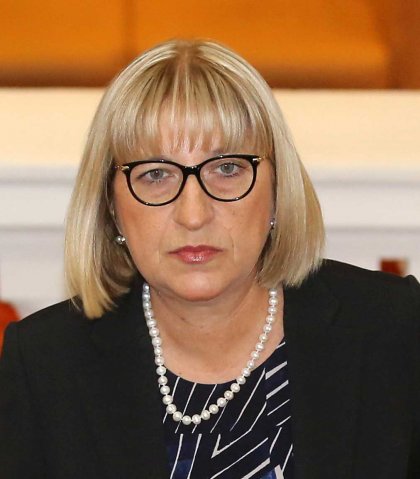 Justice Minister Tsacheva Wants Check into How She Acquired Property in Sofia Justice Minister Tsacheva Wants Check into How She Acquired Property in Sofia