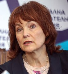 Росица Матева: "Мисля, че се справихме с предизвикателството на изборите "2 в 1" и то с машинно гласуване"