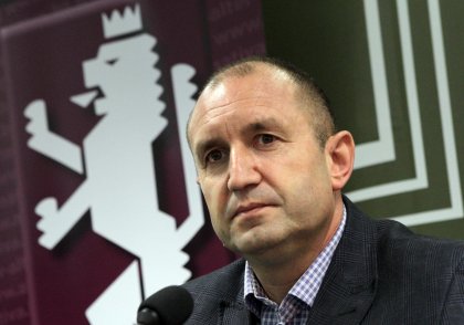 President Decrees Termination of Credentials of Interior Ministry Chief Secretary