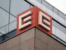 Socialists Submit 200,000 Signatures to Energy Regulator to Stop CEZ Deal
