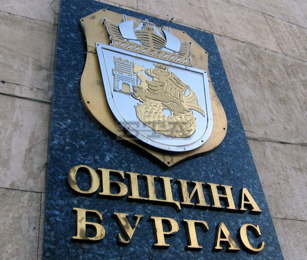 Повече от седемдесет творби ще покаже в изложбата си "Посока" художничката Джанета Русева
