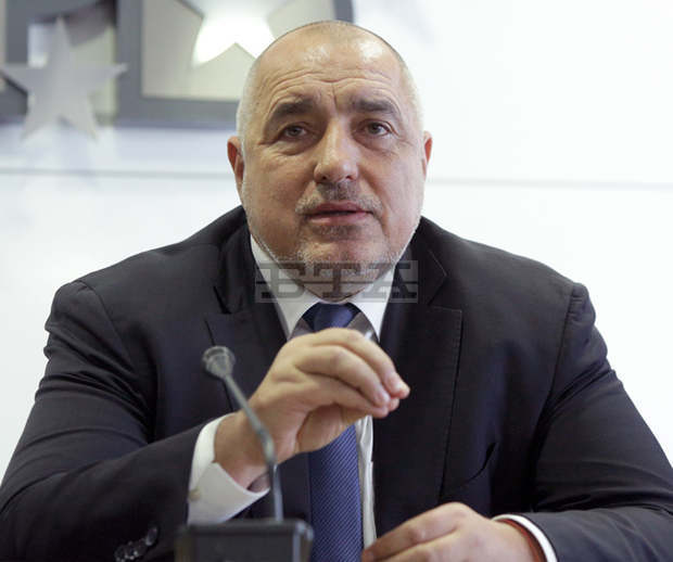 Много се радвам, че толкова партии влизат в парламента, защото ми омръзна сам да нося отговорност, заяви Бойко Борисов Много се радвам, че толкова партии влизат в парламента, защото ми омръзна сам да нося отговорност, заяви Бойко Борисов