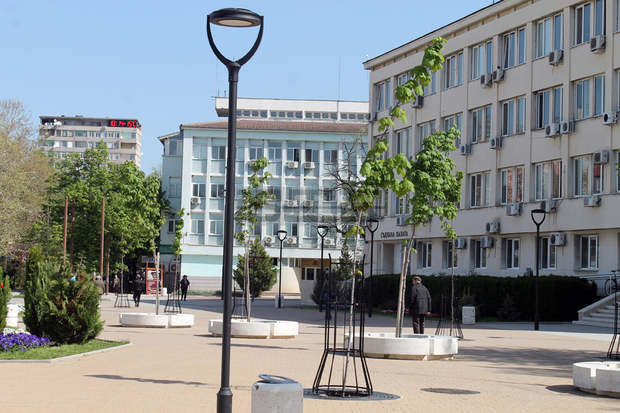 Окръжният съд в Търговище обяви прием на документи за вещи лица
