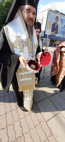 Икона и частица от мощите на Св. великомъченик Мина бяха посрещнати в Кюстендил