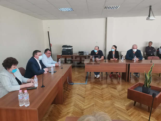В програмата на ГЕРБ/СДС са предвидени стимули за връщане на българите в родината, каза проф.Костадин Ангелов В програмата на ГЕРБ/СДС са предвидени стимули за връщане на българите в родината, каза проф.Костадин Ангелов
