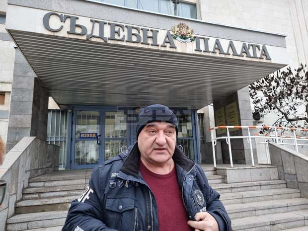 Задържаният за убийството в Тервел е с присъда за изнасилване, осъждан е и за домашно насилие над дъщеря му Задържаният за убийството в Тервел е с присъда за изнасилване, осъждан е и за домашно насилие над дъщеря му