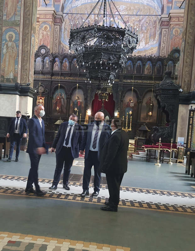 Коалиция ГЕРБ/СДС - Варна представи отбора си с номер 5 за предсрочните парламентарни избори Коалиция ГЕРБ/СДС - Варна представи отбора си с номер 5 за предсрочните парламентарни избори