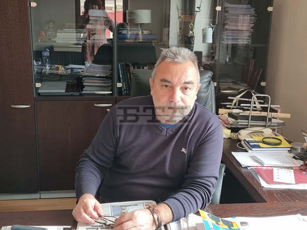 Първият професионален театър у нас - пловдивският, отбелязва 140 години с представлението "Коприна" Първият професионален театър у нас - пловдивският, отбелязва 140 години с представлението "Коприна"