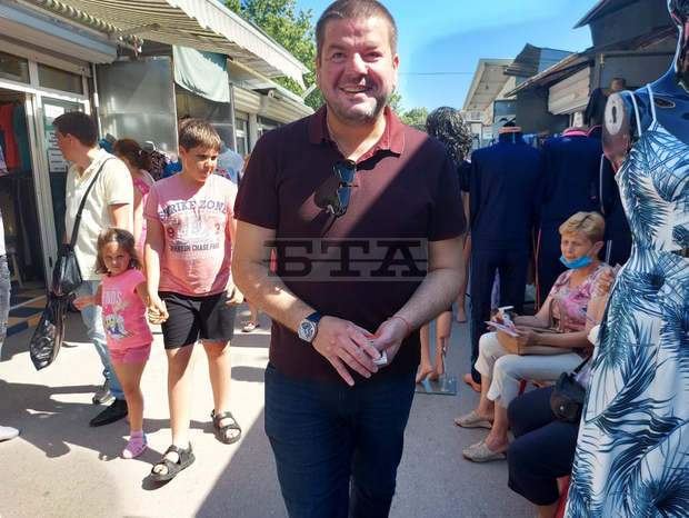Най-важната ни задача е да изградим едно по-добро бъдеще, каза водачът на листата на "БСП за България" в 29-тиМИР-Хасково Владимир Маринов Най-важната ни задача е да изградим едно по-добро бъдеще, каза водачът на листата на "БСП за България" в 29-тиМИР-Хасково Владимир Маринов