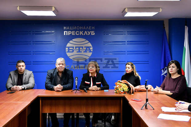 Мая Манолова: Ще бъдем незаобиколим фактор в парламента и препятствие срещу реставрацията на статуквото Мая Манолова: Ще бъдем незаобиколим фактор в парламента и препятствие срещу реставрацията на статуквото