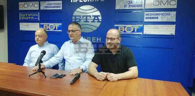 Значително по-високи резултати ще постигне "Демократична България" на предстоящите избори, според Радан Кънев Значително по-високи резултати ще постигне "Демократична България" на предстоящите избори, според Радан Кънев