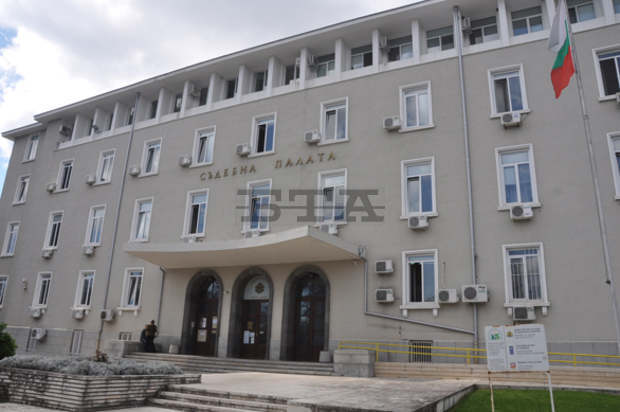Полицията разкри кой е убил 52-годишния мъж вчера в Казанлък Полицията разкри кой е убил 52-годишния мъж вчера в Казанлък