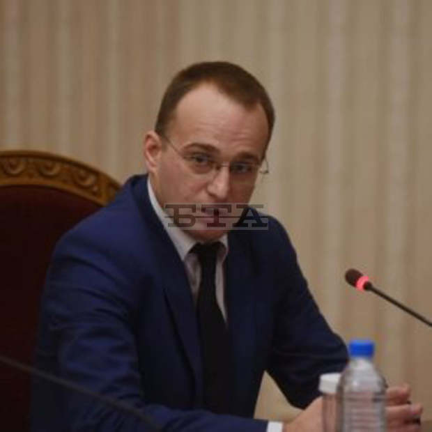Председателят на ПП МИР сезира МВР за забавено досъдебно производство за нарушения на "Софийска вода" Председателят на ПП МИР сезира МВР за забавено досъдебно производство за нарушения на "Софийска вода"