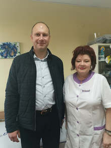 Доц. Николай Цонков, кандидат за народен представител от "БСП за България", дари средства за ЕКГ апарат за нуждите на двама педиатри