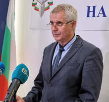 Полицията във Варна задържа четиринадесет души, заподозрени за търговия с гласове