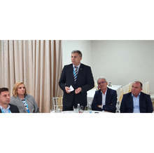 Стратегията за образованието трябва да бъде обърната към българската икономика, каза Мустафа Карадайъ пред бизнеса в Асеновград Стратегията за образованието трябва да бъде обърната към българската икономика, каза Мустафа Карадайъ пред бизнеса в Асеновград