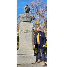 Видинските кандидатите за народни представители от "БСП за България" възстановиха надписа на паметника на Тодор Петров