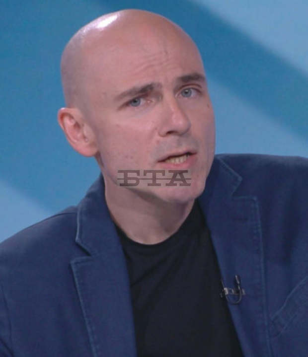 Има интрига в резултатите от изборите, смята политологът Петър Чолаков