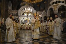 С архиерейска Света литургия патриаршеската катедрала "Св. Александър Невски" отбеляза своя храмов празник
