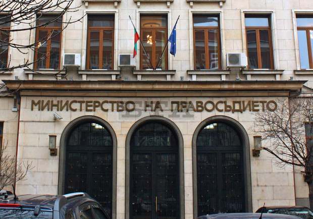 В затворите и арестите на изборите в неделя ще гласуват 1149 души В затворите и арестите на изборите в неделя ще гласуват 1149 души