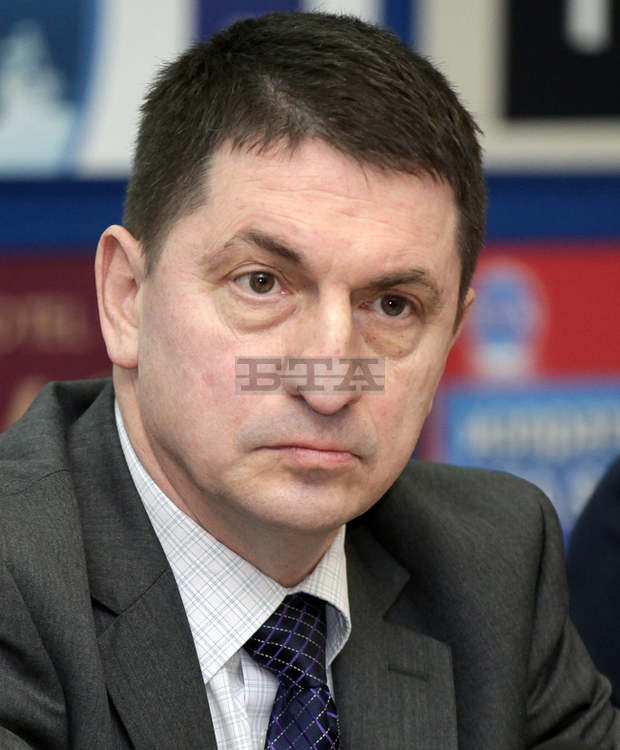 Служебният вътрешен министър продължава да се старае да влияе на предизборната кампания, смята Христо Терзийски Служебният вътрешен министър продължава да се старае да влияе на предизборната кампания, смята Христо Терзийски