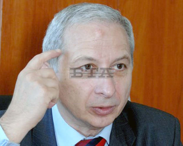 Дори и да има коалиционен кабинет, той не би бил стабилен, според Огнян Герджиков Дори и да има коалиционен кабинет, той не би бил стабилен, според Огнян Герджиков