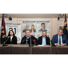 С призив за одържавяване на енергийните мощности Каракачанов откри кампанията на ВМРО във Варна