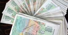 От пазаруващите онлайн българи 83 процента все още избират да плащат в брой при доставката, сочи проучване