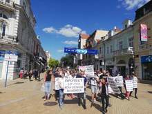 Ресторантьори и хотелиери протестират в Русе срещу противоепидемичните мерки