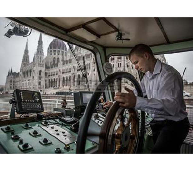 Фотоизложбата "Дунавски перспективи" се открива днес в Димитровград Фотоизложбата "Дунавски перспективи" се открива днес в Димитровград