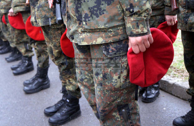 Военното окръжие в Ямбол започна ранен прием на курсанти за новата учебна година Военното окръжие в Ямбол започна ранен прием на курсанти за новата учебна година