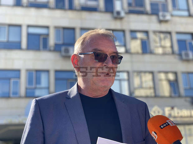 Областният управител Борислав Бончев настоява за спешни действия за безопасността по пътя Габрово - връх Шипка Областният управител Борислав Бончев настоява за спешни действия за безопасността по пътя Габрово - връх Шипка
