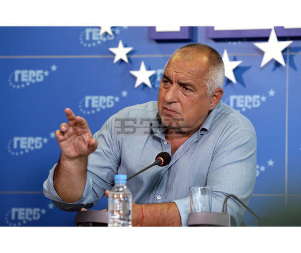 Слави, дай им постове на тези - да мирне държавата, поиска Бойко Борисов Слави, дай им постове на тези - да мирне държавата, поиска Бойко Борисов