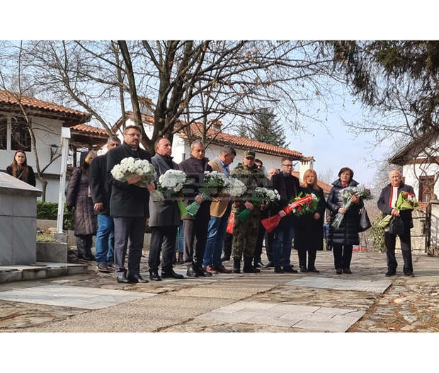 Благоевград отбеляза 144-годишнината от първото Освобождение на града с военен ритуал пред паметника на майор Орлински