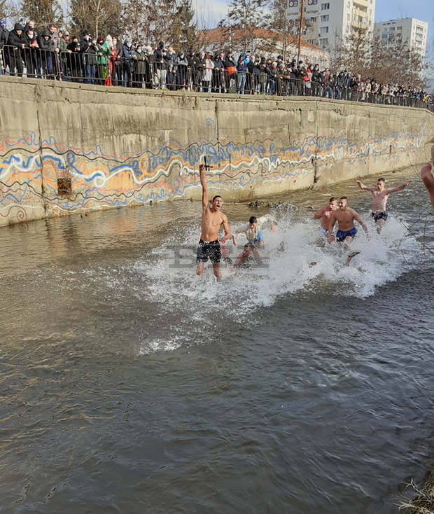 С литийно шествие и водосвет ще бъде отбелязан празникът Богоявление в Кюстендил С литийно шествие и водосвет ще бъде отбелязан празникът Богоявление в Кюстендил