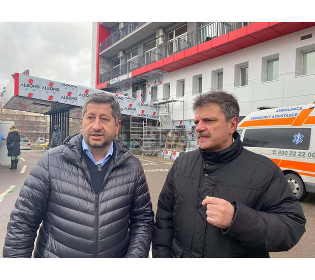 Според съпредседателя на "Демократична България" Христо Иванов голямата тема на тази кампания е как страната да бъде преведена успешно през кризата, породена от COVID-19 Според съпредседателя на "Демократична България" Христо Иванов голямата тема на тази кампания е как страната да бъде преведена успешно през кризата, породена от COVID-19