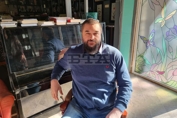 Български писател влезе в Топ 20 на "Амазон" и спечели награда в литературен конкурс в Америка