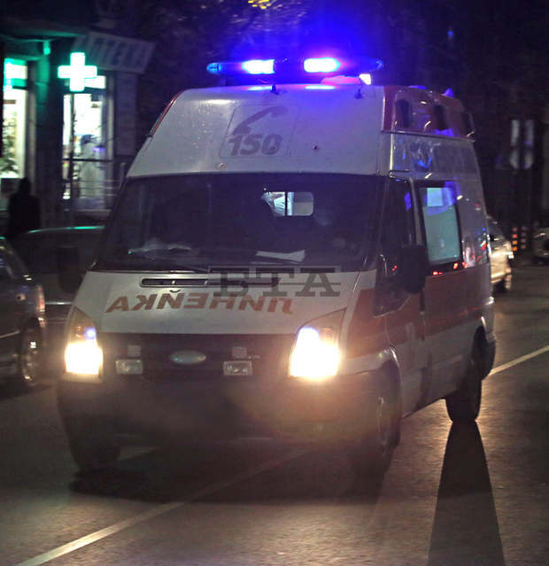 Възрастен мъж пострада при пожар във Варна Възрастен мъж пострада при пожар във Варна