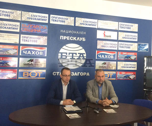 Гласувайте машинно, призова избирателите водачът на листата на ПП МИР в Старозагорски избирателен регион Владислав Милев Гласувайте машинно, призова избирателите водачът на листата на ПП МИР в Старозагорски избирателен регион Владислав Милев