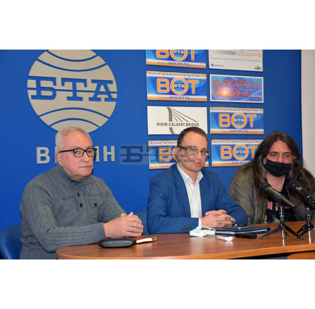 Всички кандидати за народни представители на партия МИР от Видинския избирателен район са представители на гражданската квота Всички кандидати за народни представители на партия МИР от Видинския избирателен район са представители на гражданската квота