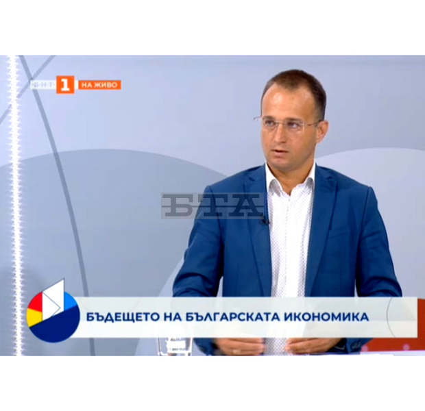 Въвеждането на еврото трябва да стане след референдум според председателя на ПП МИР Симеон Славчев Въвеждането на еврото трябва да стане след референдум според председателя на ПП МИР Симеон Славчев