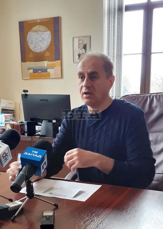 Според кмета на Кюстендил на 4 април ще бъде по-безопасно гласуването отколкото пазаруването Според кмета на Кюстендил на 4 април ще бъде по-безопасно гласуването отколкото пазаруването