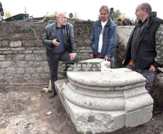 След пет години мащабни разкопки на римските терми в Рациария България може да има световен туристически обект, каза проф.Овчаров
